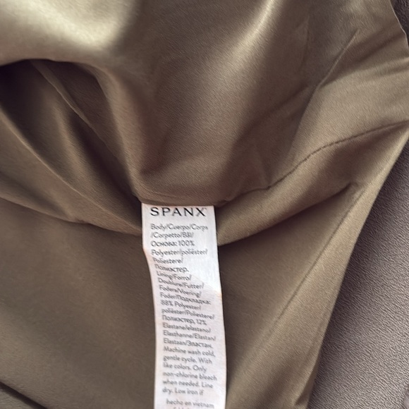 Spanx Crepe Wrap Blazer Midnight Olive Careerwear NWT - Picture 8 of 8